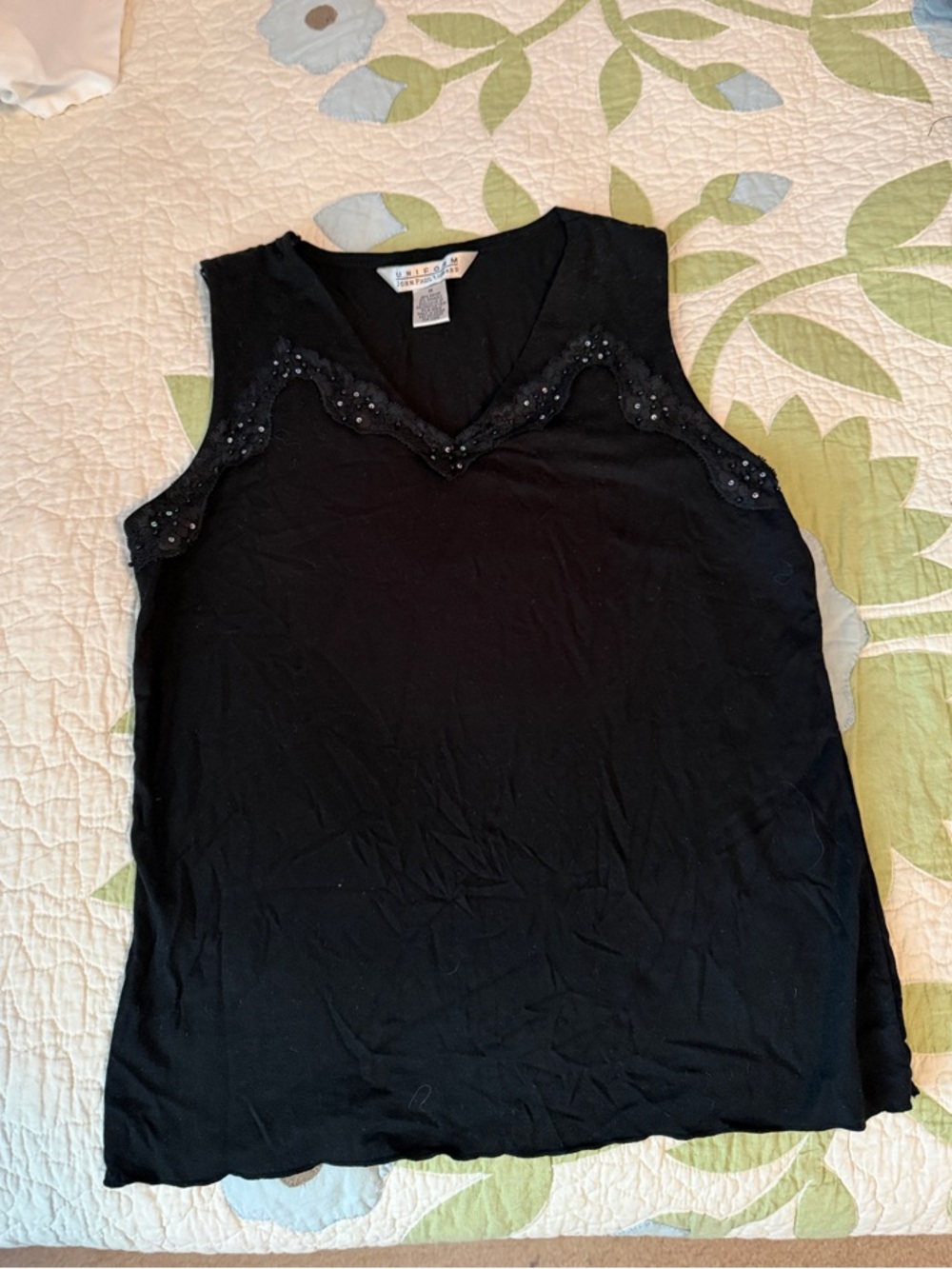 Uniform John Paul Richard Black V-Neck Sleeveless Tank with Sequin Lace Trim